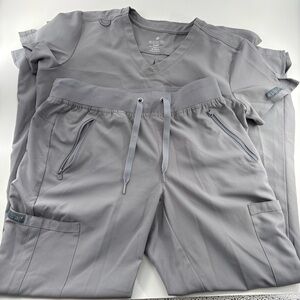 Med Couture Women's Gray Scrub Set